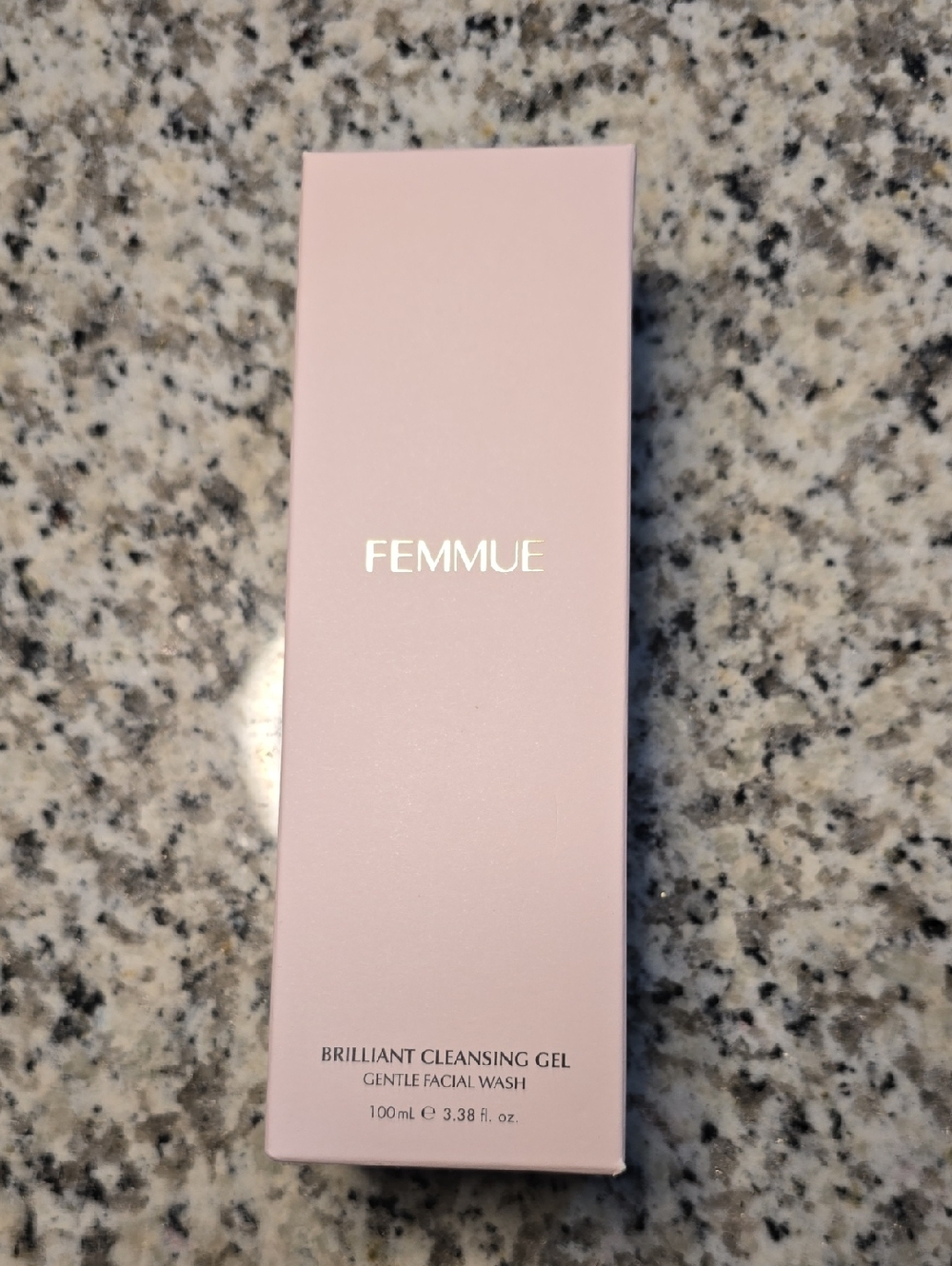 Femmue Brilliant Cleansing Gel – Pink Gentle Facial Wash